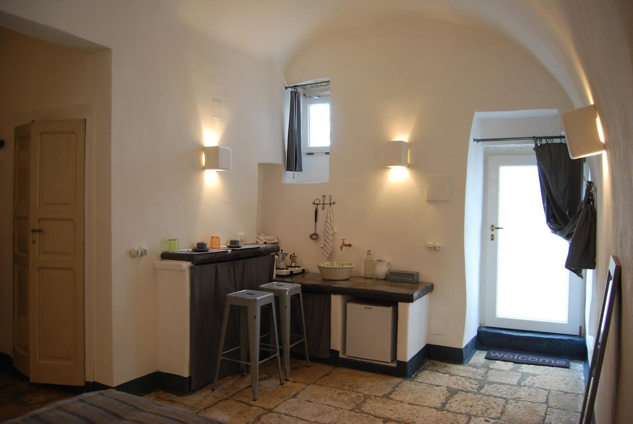 I 7 Archi Guest House Остуни Экстерьер фото